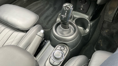 MINI Hatchback 1.5 Cooper Exclusive 5dr Auto [Comfort/Nav Pack] Petrol Hatchback